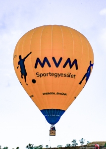 2905-M120-Ultramagic-Balloons